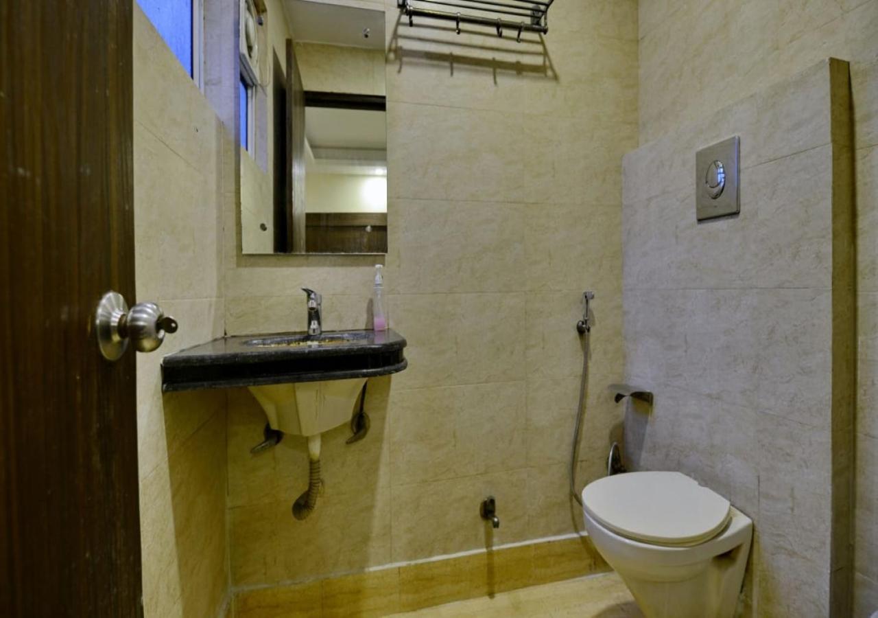 Hotel Perfect Spot- Main Bazar - Walking Metro Station Nowe Delhi Zewnętrze zdjęcie