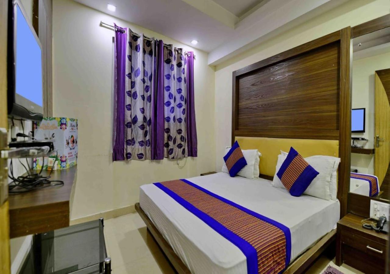 Hotel Perfect Spot- Main Bazar - Walking Metro Station Nowe Delhi Zewnętrze zdjęcie